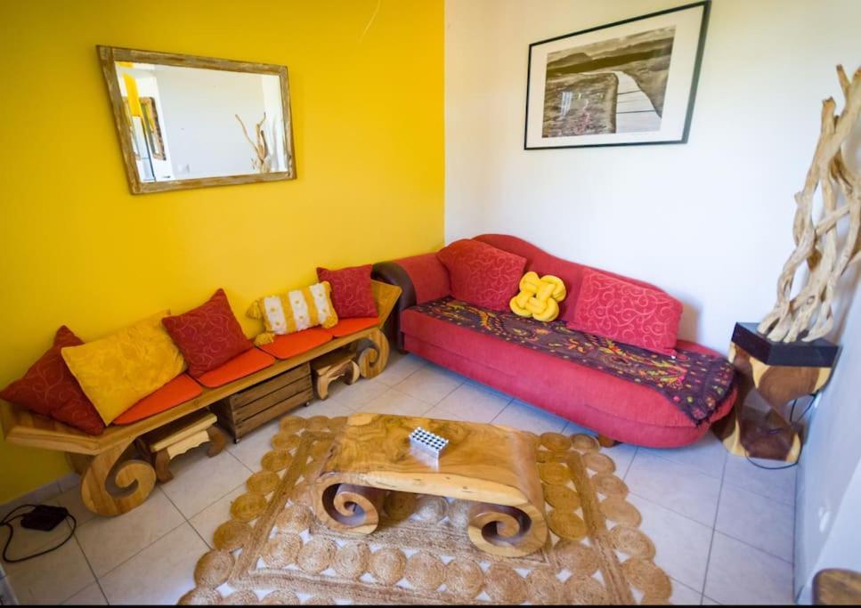 Le Brianyourhosthelper Apartment Minerve Exterior photo