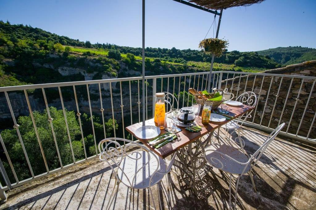 Le Brianyourhosthelper Apartment Minerve Exterior photo